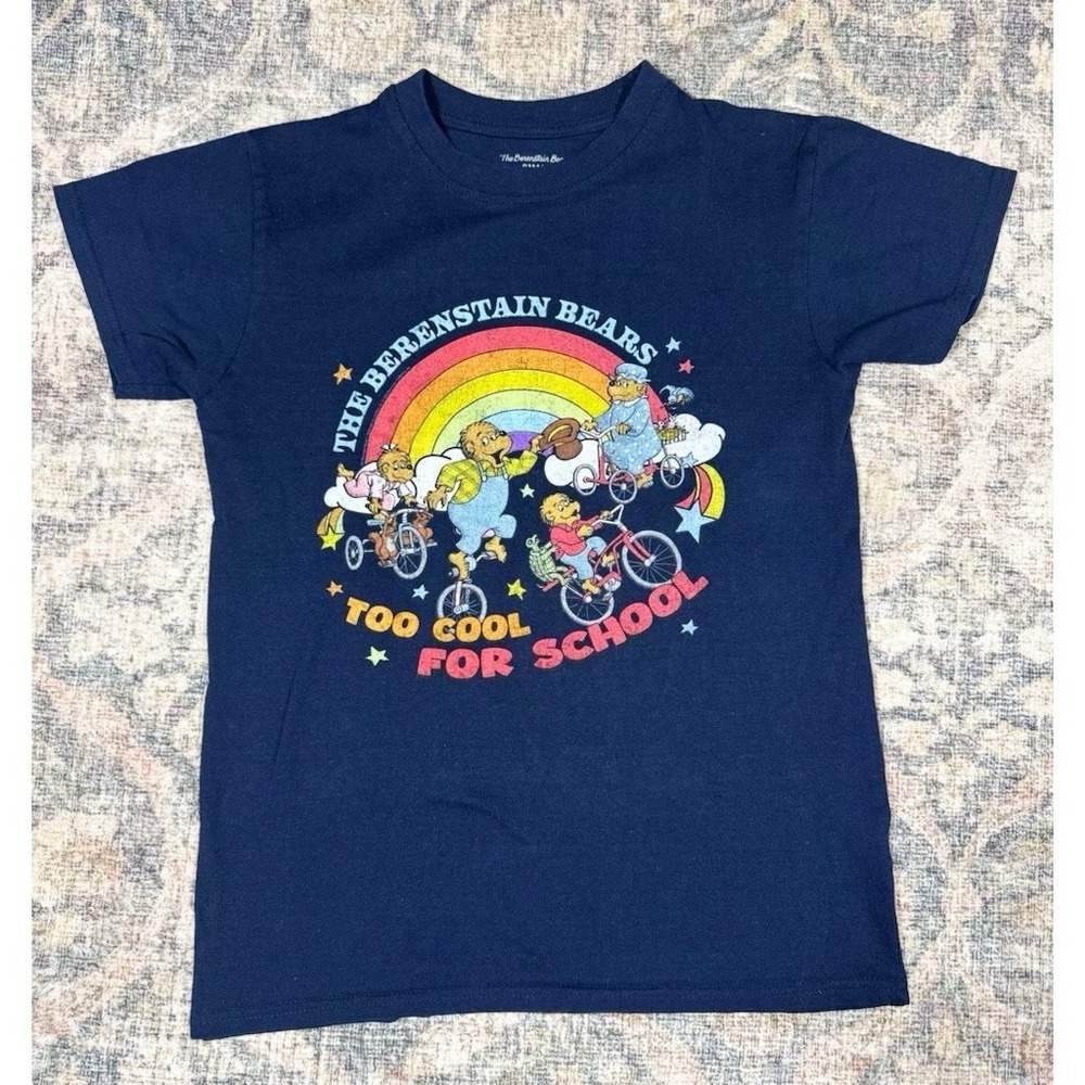 The Berenstain‎ Bears Too Cool For School Graphic Tee Black Small B4